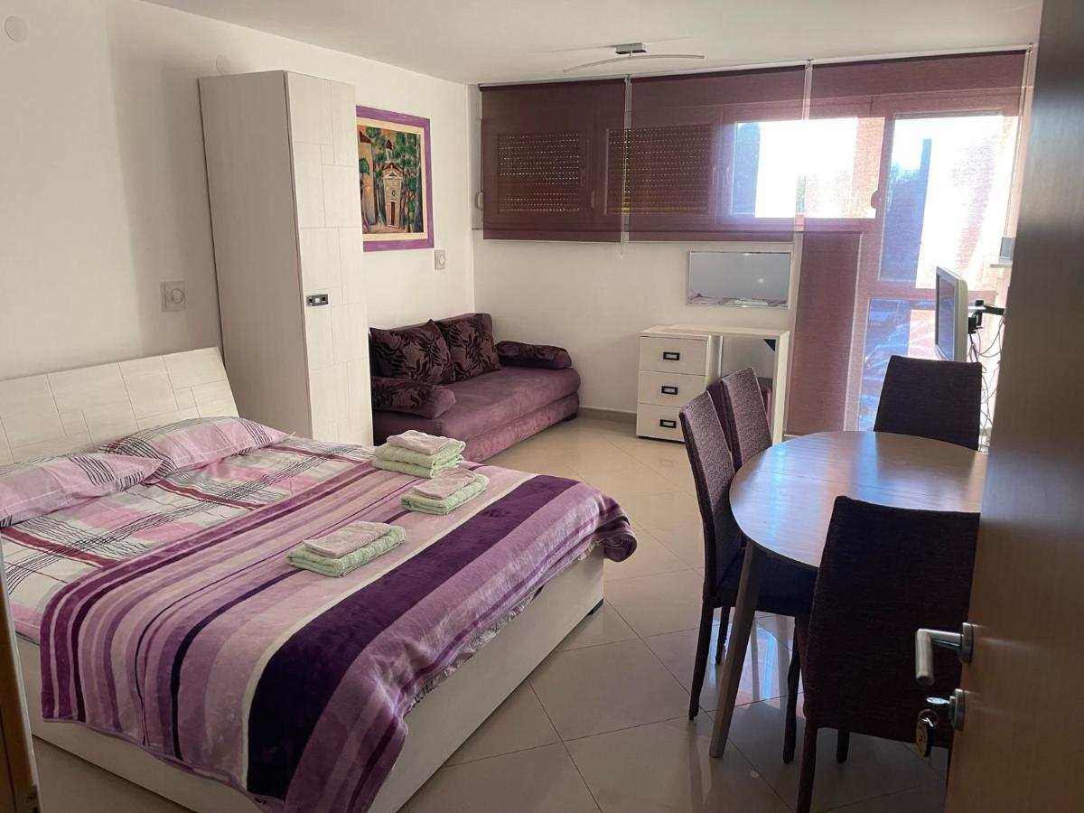 Town Center Apartments Ζαντάρ Εξωτερικό φωτογραφία