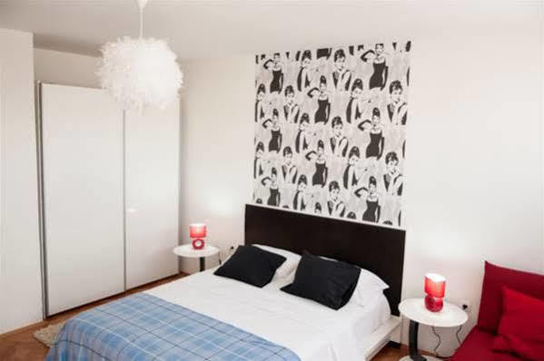Town Center Apartments Ζαντάρ Εξωτερικό φωτογραφία
